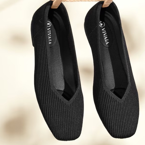 Vivaia Square-Toe V-Cut Flats (Margot 2.0) size 43/11 - Picture 2 of 6